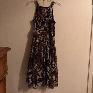 Beautiful jones wear spring dress! Size 8 women’s